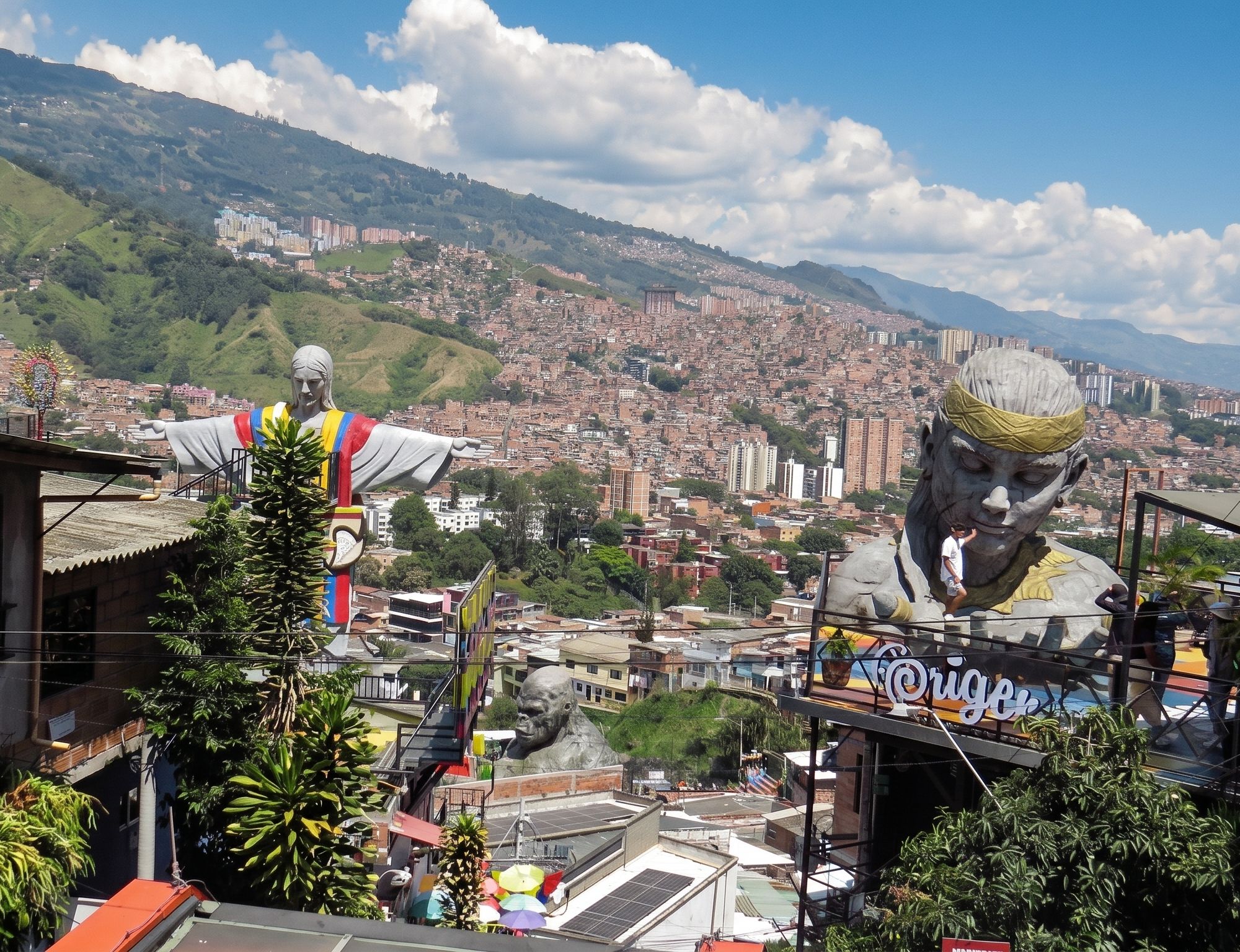 Guía Completa para Viajar a Medellín: Cultura, Aventura y Vida Nocturna