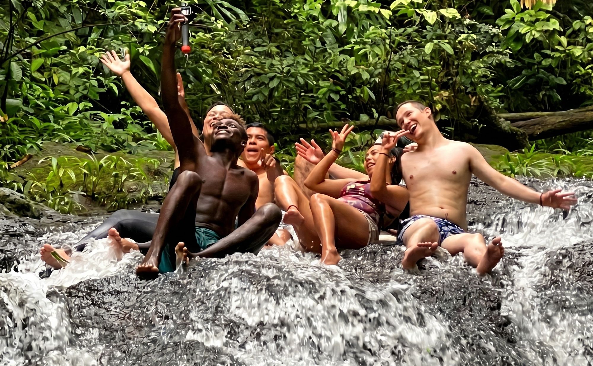 Guía completa de Bahía Solano: descubre la joya del Pacífico colombiano