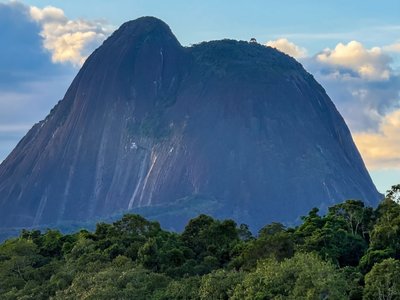Galería de cerro del mavecure