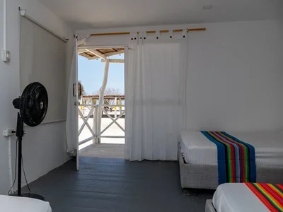 Hotel Isaaahi