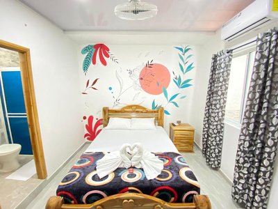 HOSTAL LAS FLORES