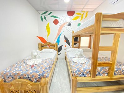 HOSTAL LAS FLORES