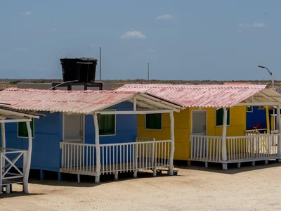 Hotel Isaaahi