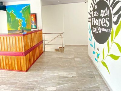 HOSTAL LAS FLORES
