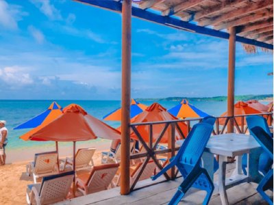 tour playa tranquila terrestre + manglares + snorkel